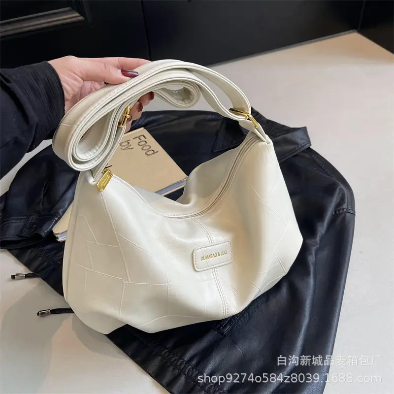 Women's Pink Soft Sided Shoulder Bag 2026 - Image 3