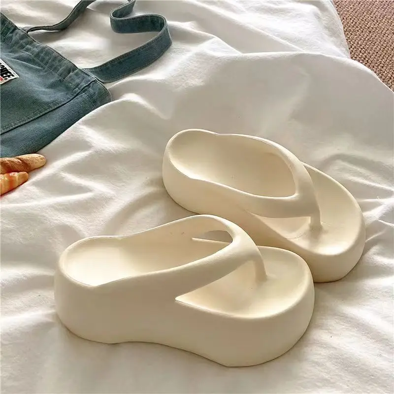 High-Looking Eva Thick-Soled Flip-Flops to Increase the Height of Summer Outer Wear for Women, Breathable Sandals and Slippers, Non-Slip, Anti-Odor and Wear-Resistant