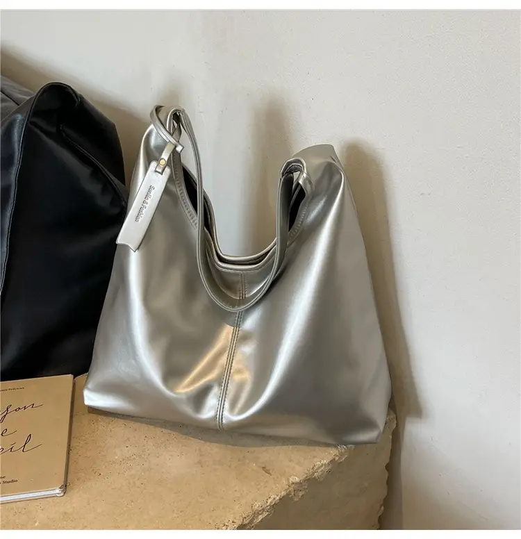 Silver Metallic Shoulder Bag for Women 2024 — feature 17