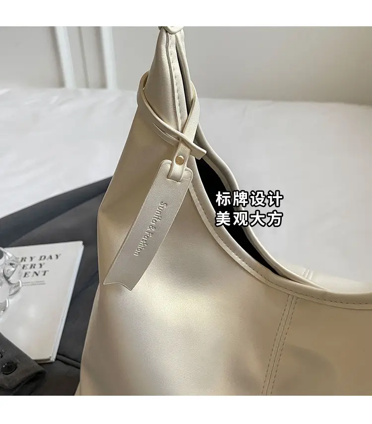 Silver Metallic Shoulder Bag for Women 2024 — feature 5