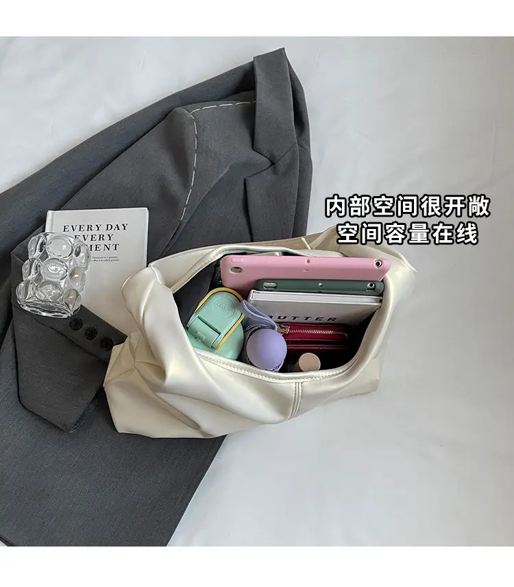 Silver Metallic Shoulder Bag for Women 2024 — feature 7