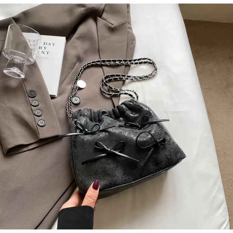 Black Chain Bow PU Shoulder Bag for Women — feature 14
