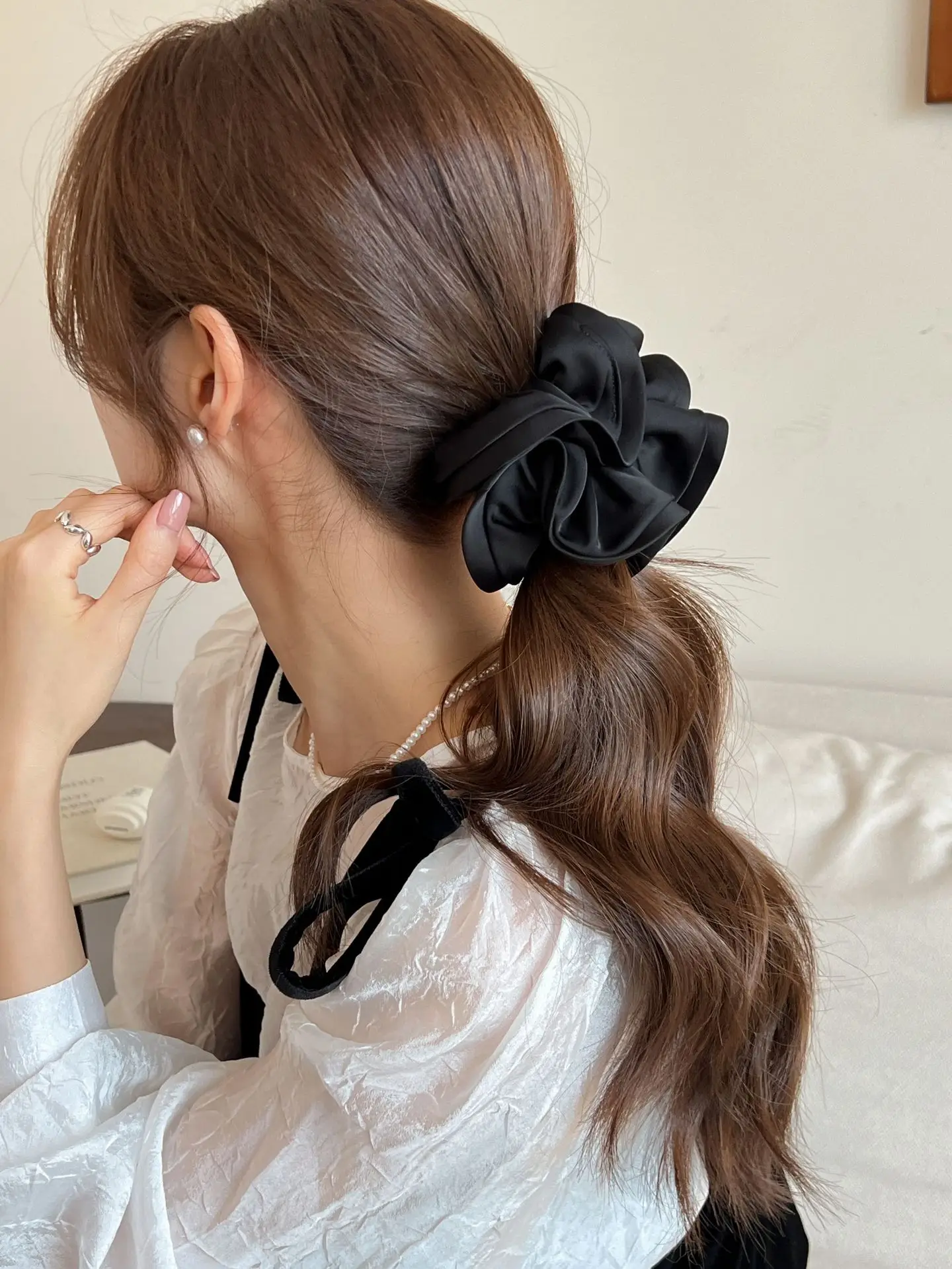 Black Satin French Hair Ring for Women — feature 7