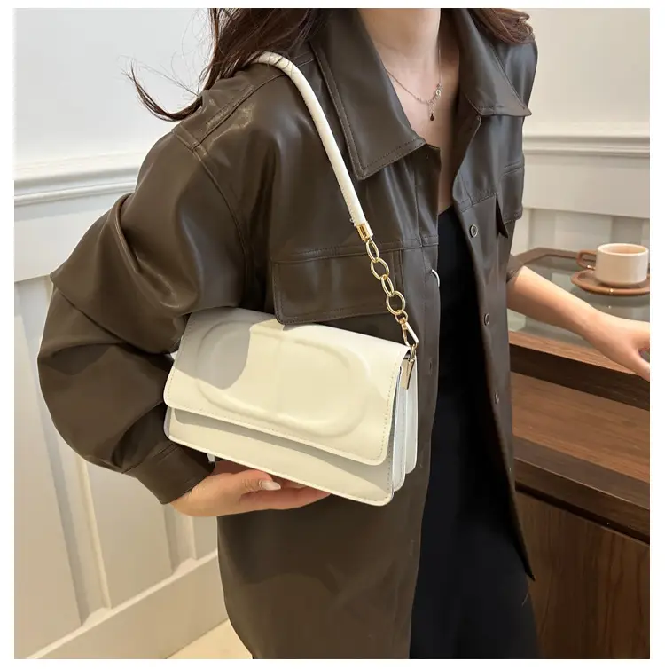 Western Style Pressure Shell Shoulder Bag for Women — feature 11