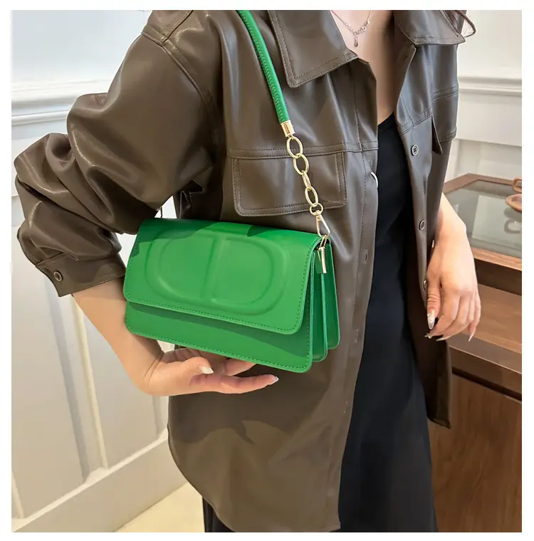 Western Style Pressure Shell Shoulder Bag for Women — feature 16