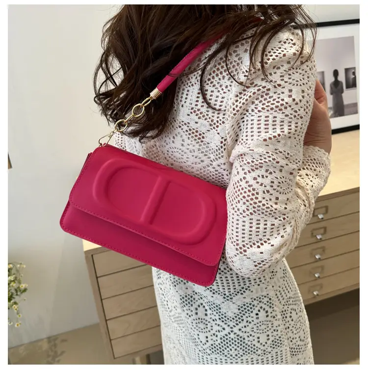 Western Style Pressure Shell Shoulder Bag for Women — feature 17