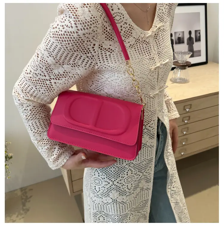 Western Style Pressure Shell Shoulder Bag for Women — feature 18