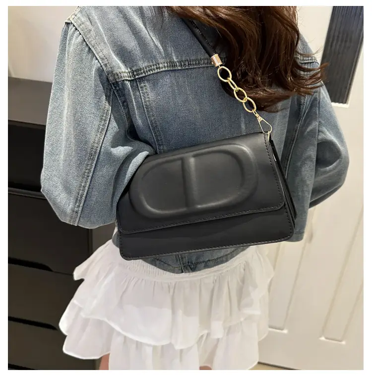 Western Style Pressure Shell Shoulder Bag for Women — feature 23