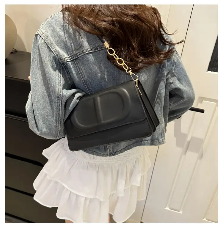 Western Style Pressure Shell Shoulder Bag for Women — feature 25