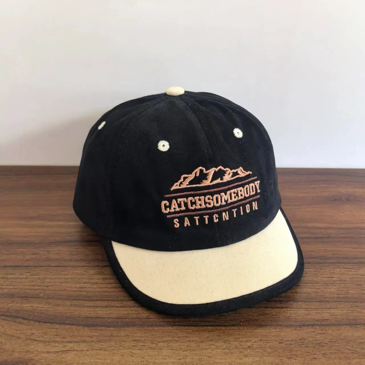 Japanese Retro Baseball Cap with Embroidered Logo — feature 10