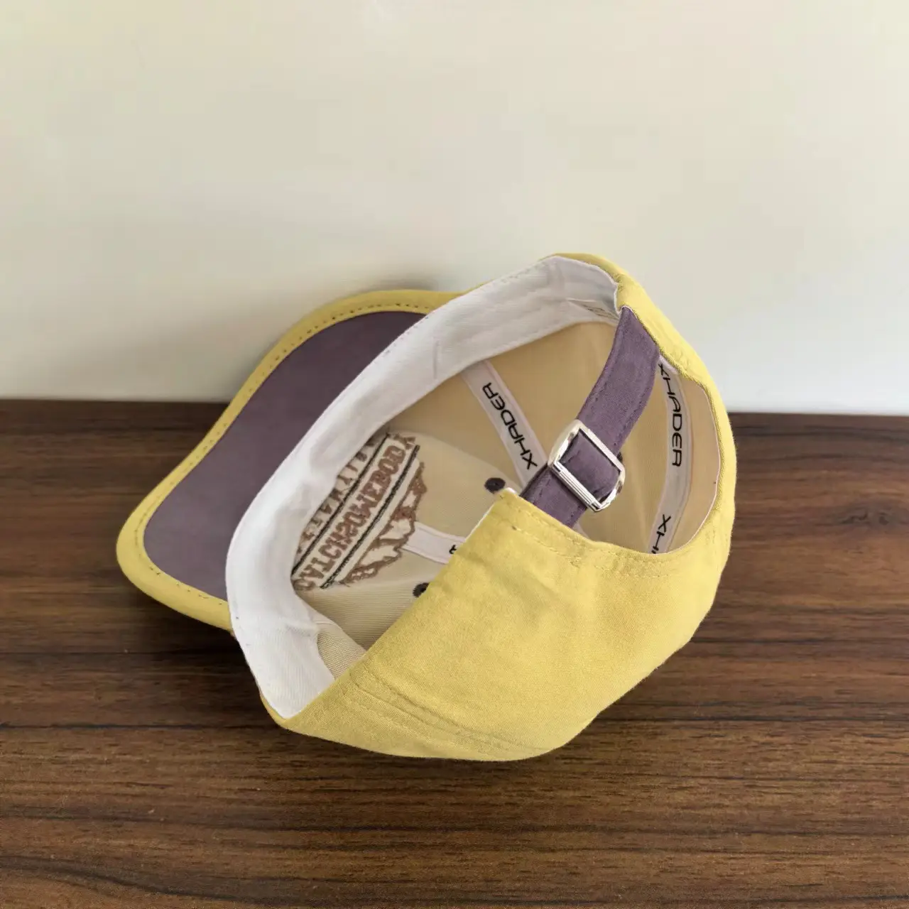 Japanese Retro Baseball Cap with Embroidered Logo — feature 11