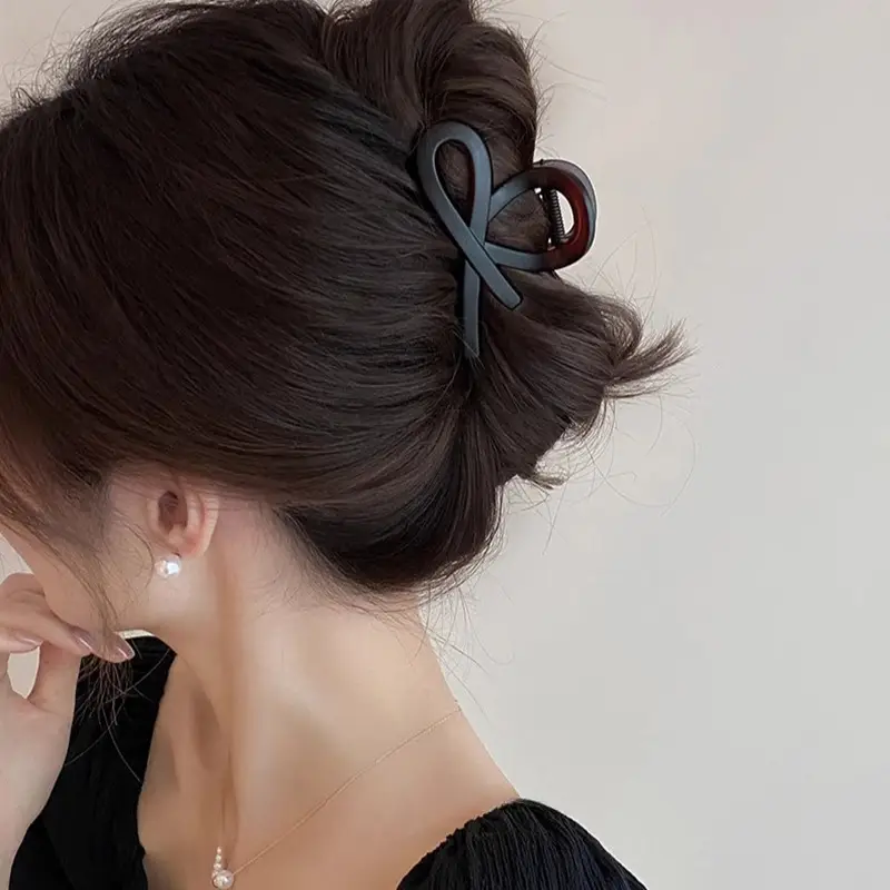 Niche Design Half Hair Grip Clip for Women 8cm - Image 11