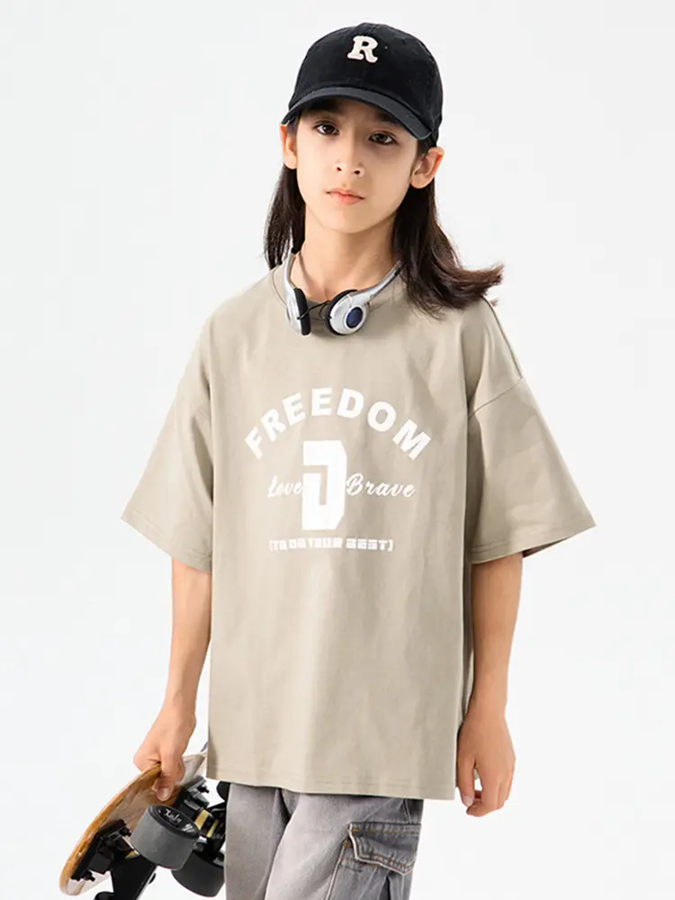 Free Freedom Print T-Shirt for Girls Boys Large