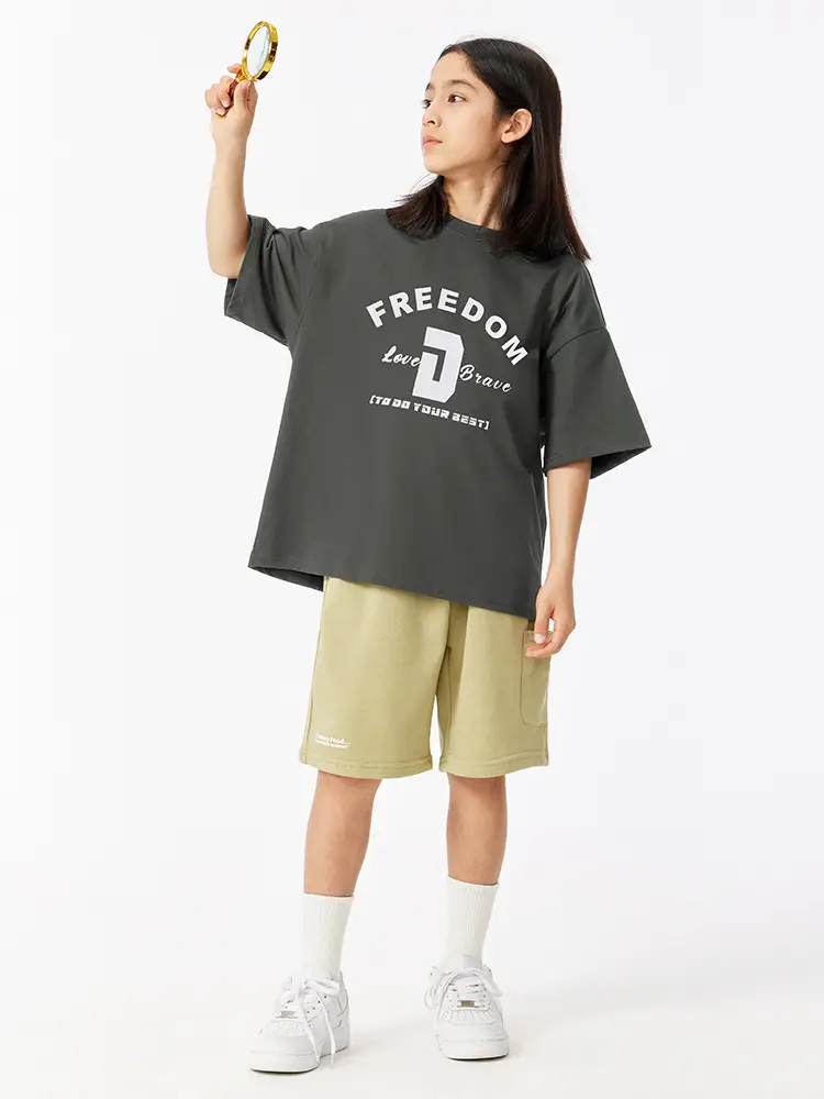 Free Freedom Print T-Shirt for Girls Boys Large