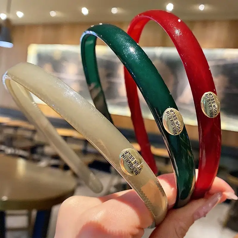 Acrylic Hairpin with Teeth for Women - Image 10