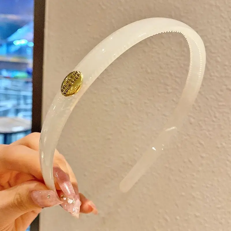 Acrylic Hairpin with Teeth for Women - Image 2