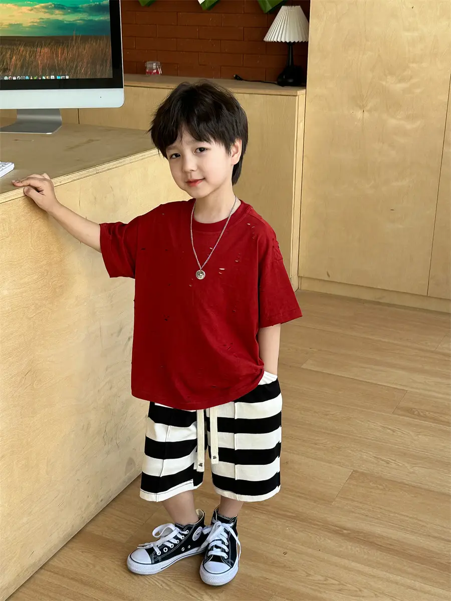 Boys T-Shirt Summer Korean Style Kids Ripped Top 2025 — feature 28