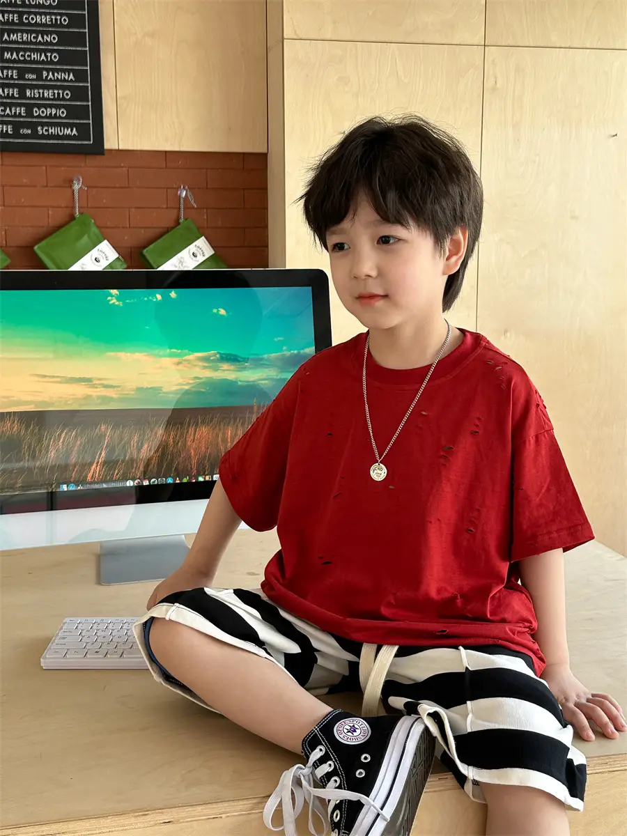 Boys T-Shirt Summer Korean Style Kids Ripped Top 2025 — feature 39
