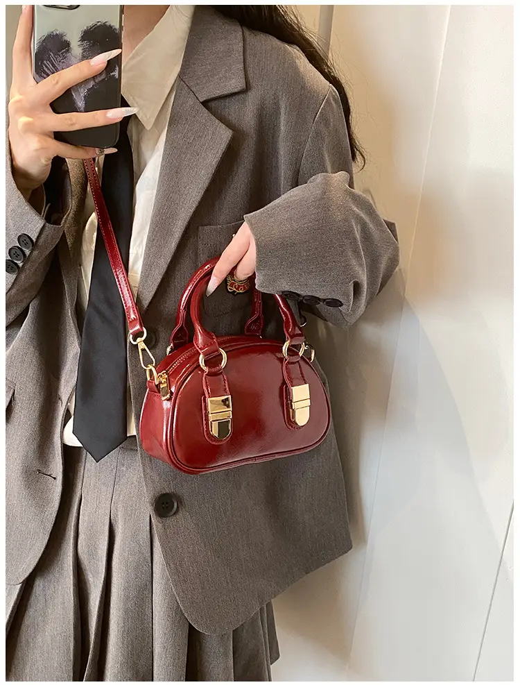 White Shell Handbag Women's Western Style 2025 — feature 26