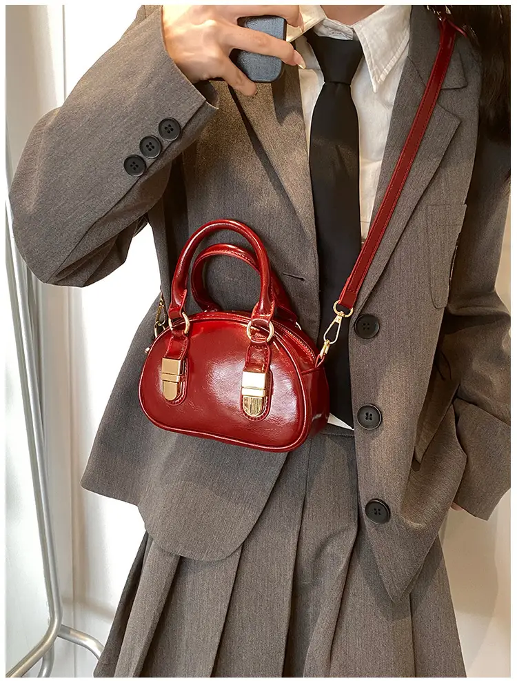 White Shell Handbag Women's Western Style 2025 — feature 28