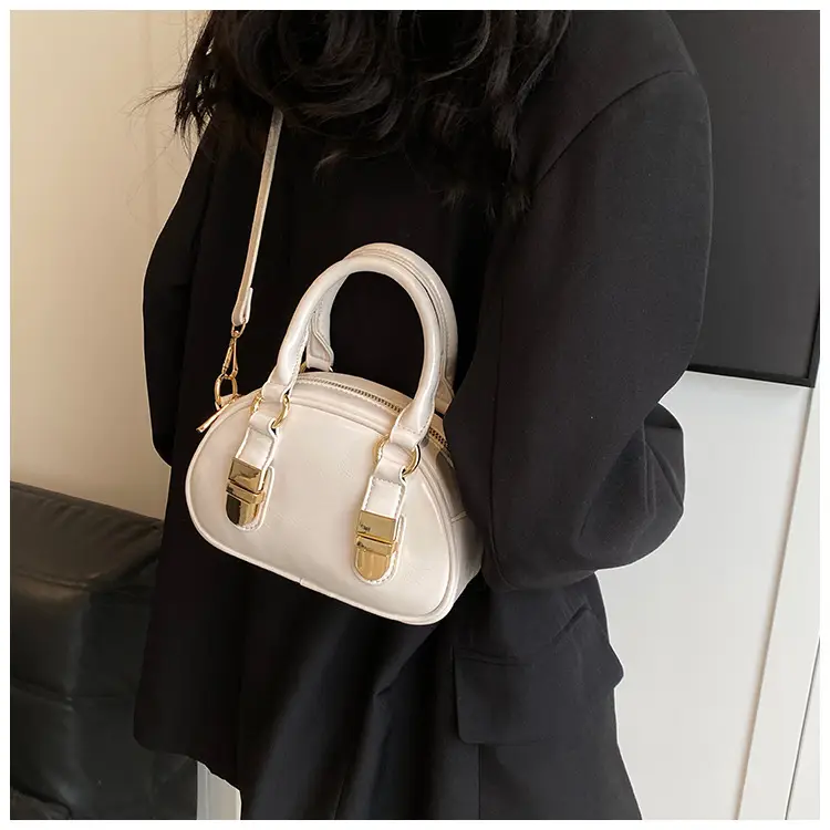 White Shell Handbag Women's Western Style 2025 — feature 34