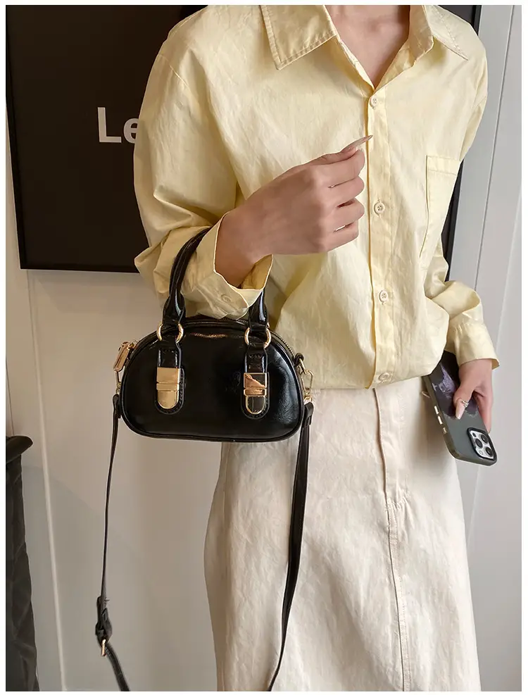 White Shell Handbag Women's Western Style 2025 — feature 37
