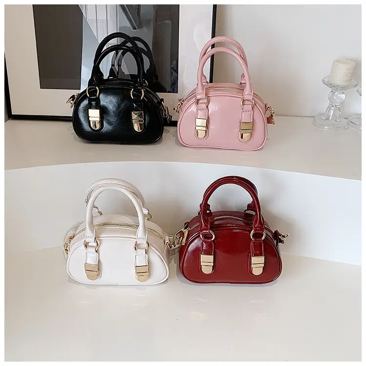 White Shell Handbag Women's Western Style 2025 — feature 40