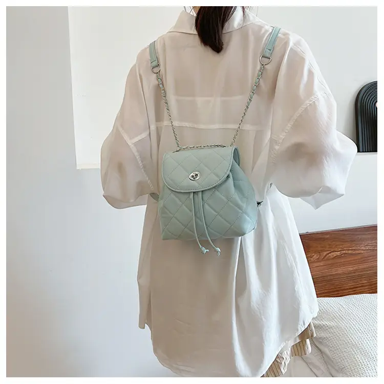 Korean Style Rhombic Chain Shoulder Bag 2024 — feature 11