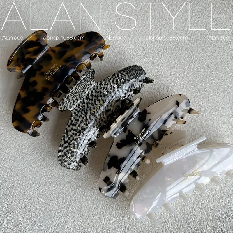 Alan French High-end Hair Claw Clip Zhang Xiaohui Acetic Acid Vintage Camila — feature 4