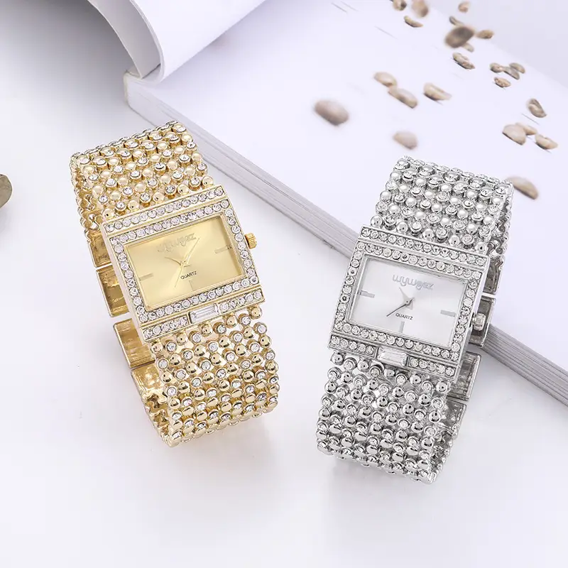 Luxury Full Rhinestone Quartz Watch for Women — feature 2