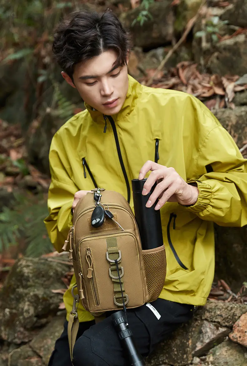 Men's Camouflage Crossbody Bag with Tactical Design — feature 8
