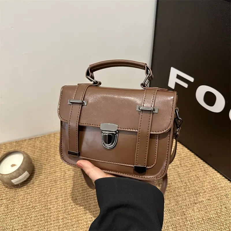 White British Style Crossbody Bag for Women 2025