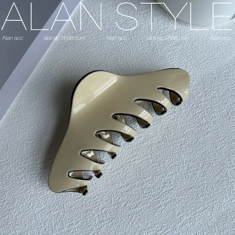 Arlan Classic French Acetic Acid Grab Clip for Women — feature 4