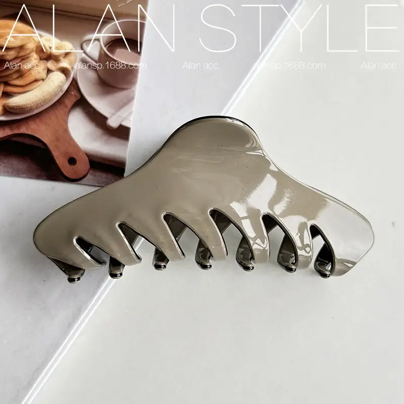 Arlan Classic French Acetic Acid Grab Clip for Women