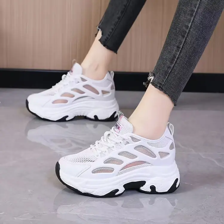 2025 New Summer Thin Mesh Torre Shoes Women's Interior Height sneaker All-match Casual Thick-soled White Mesh Shoes — feature 2
