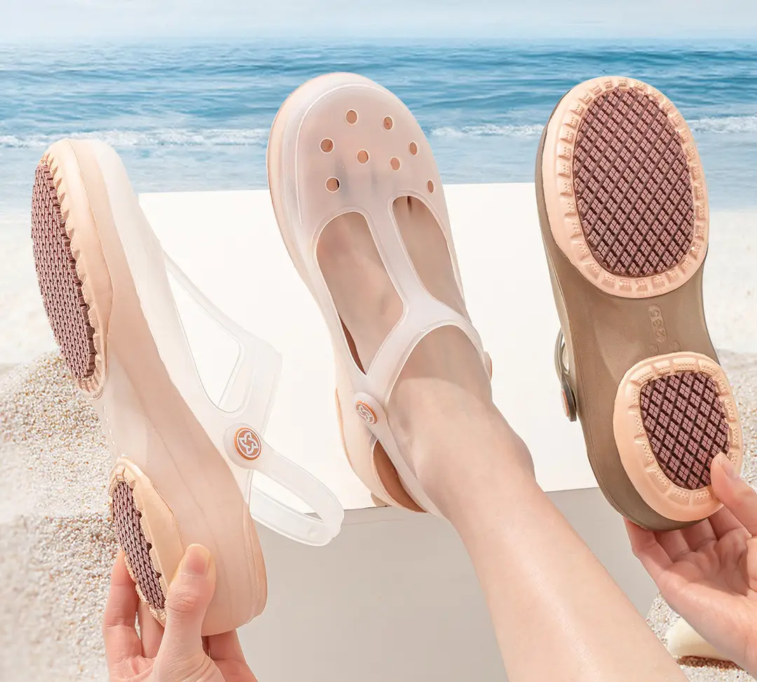 Jelly Toe-Toe Sandals for Women 2026 New Thick-Soled Non-Slip Soft-Soled Beach Clogs for Women for Summer Outdoor Wear — feature 16