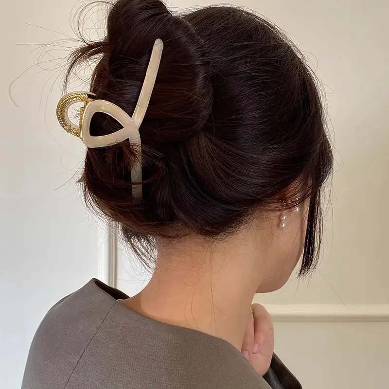 High Quality Large Cross Hairpin for Women Summer 2024 - Image 5