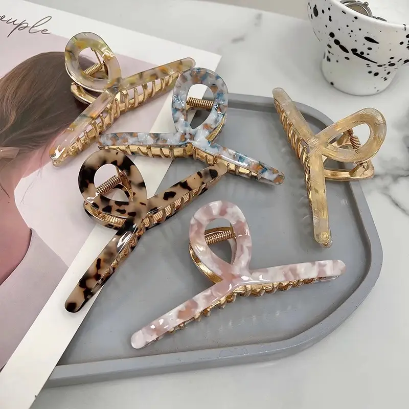 High Quality Large Cross Hairpin for Women Summer 2024 — feature 1