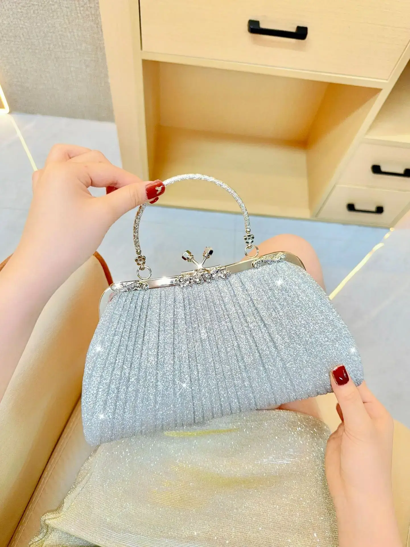Sparkly Blue Tassel Shoulder Bag for Women — feature 5