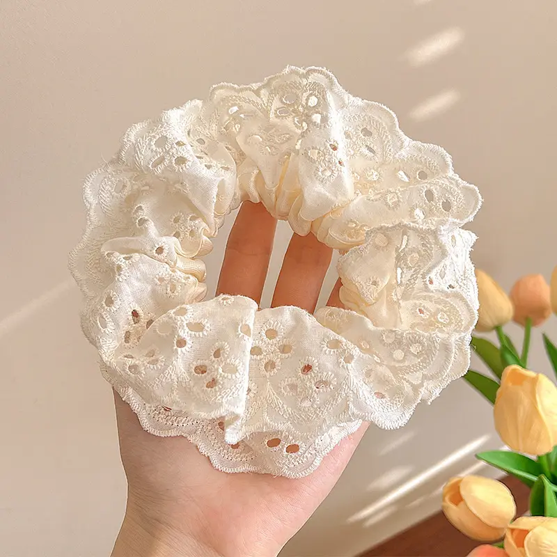 Lace Hair Tie with French Vintage Design - Image 2