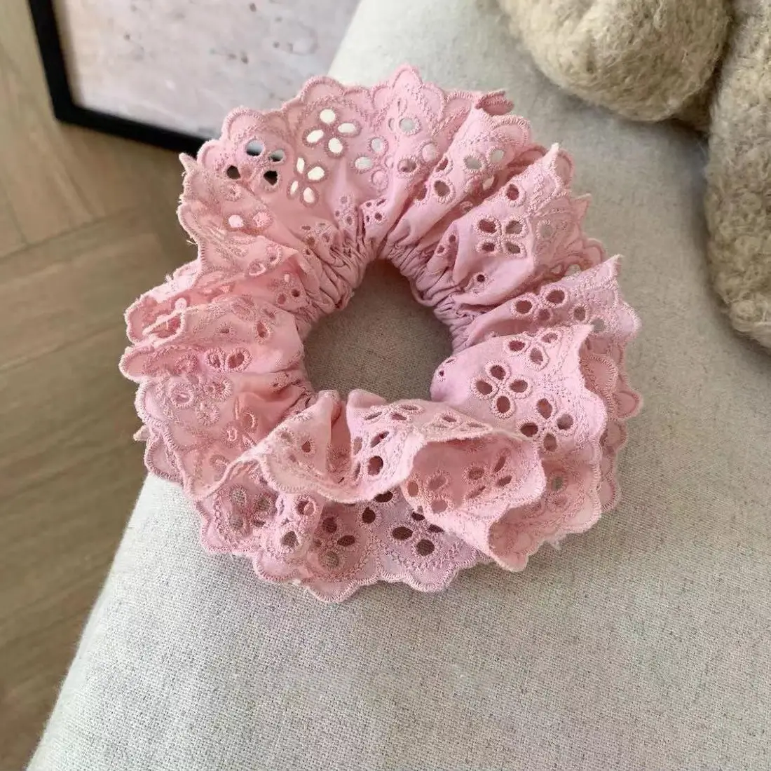 Lace Hair Tie with French Vintage Design - Image 3