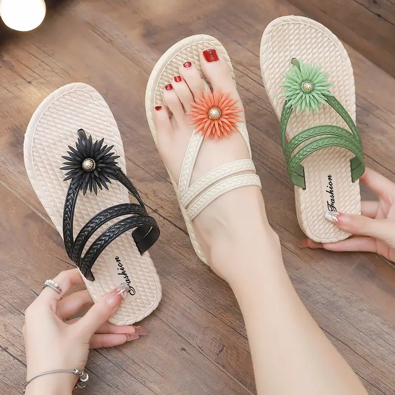 Slippers Women's Summer Outfit Fashionable Flat Non-Slip Vacation Seaside Flower Two-Wear Slippers Beach Flip-Flops - Image 26