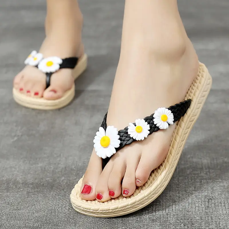 Slippers Women's Summer Outfit Fashionable Flat Non-Slip Vacation Seaside Flower Two-Wear Slippers Beach Flip-Flops - Image 16