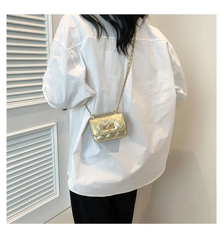 Women's Mini Rhomboid Chain Shoulder Bag White — feature 12