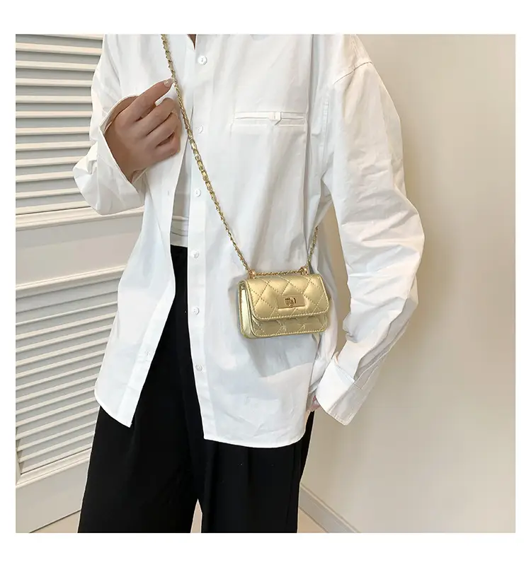 Women's Mini Rhomboid Chain Shoulder Bag White — feature 13