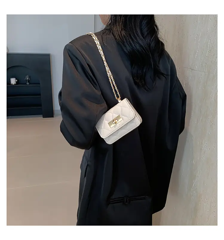 Women's Mini Rhomboid Chain Shoulder Bag White — feature 24