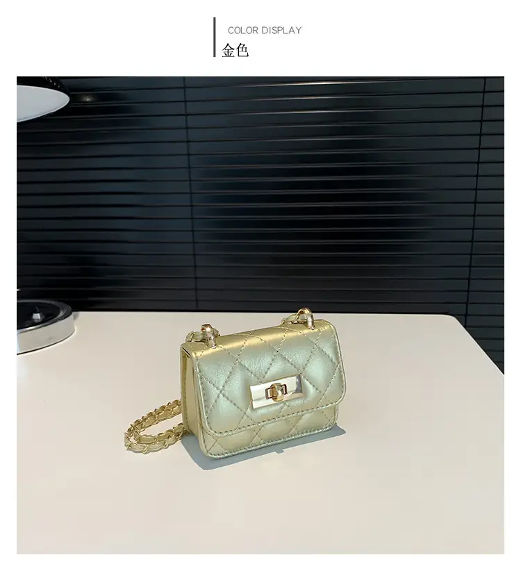 Women's Mini Rhomboid Chain Shoulder Bag White — feature 29