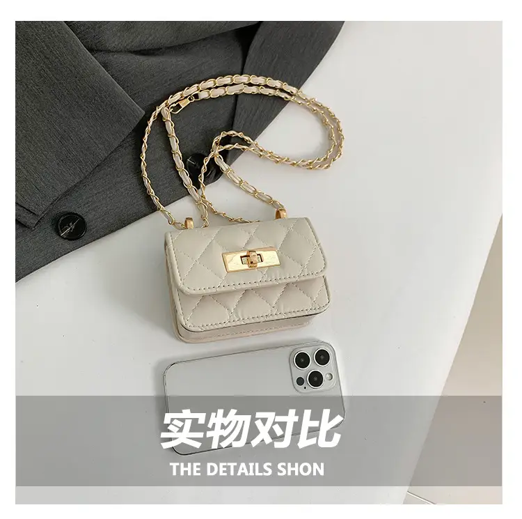 Women's Mini Rhomboid Chain Shoulder Bag White — feature 7