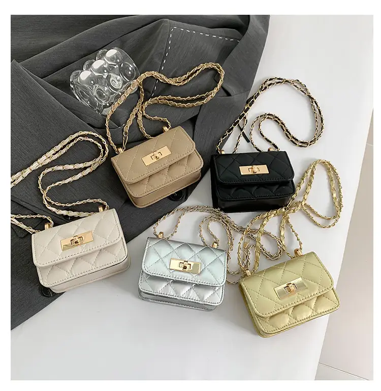Women's Mini Rhomboid Chain Shoulder Bag White — feature 9