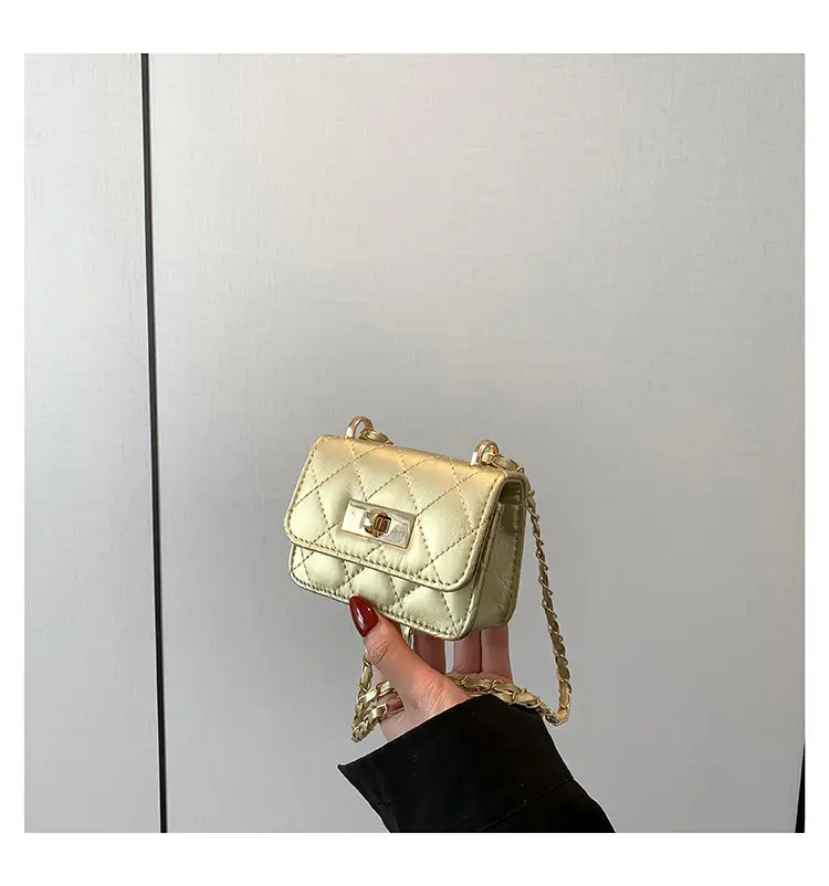 Women's Mini Rhomboid Chain Shoulder Bag White - Image 3